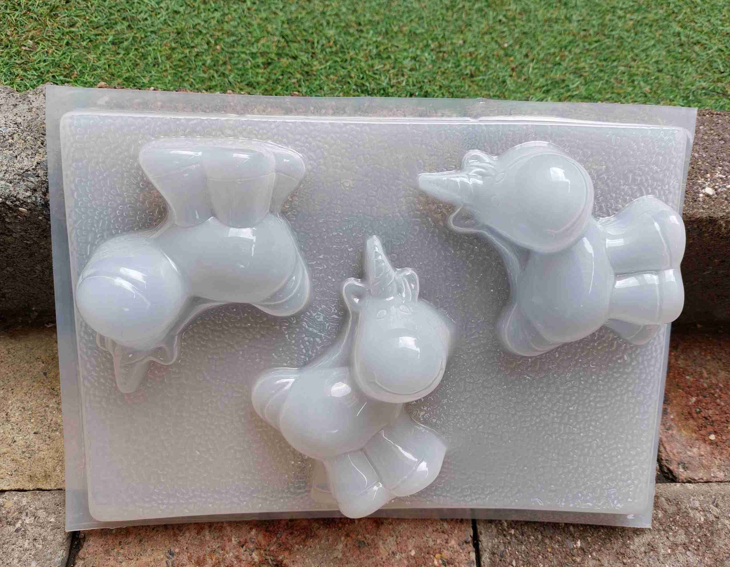 Molde unicornios de 3