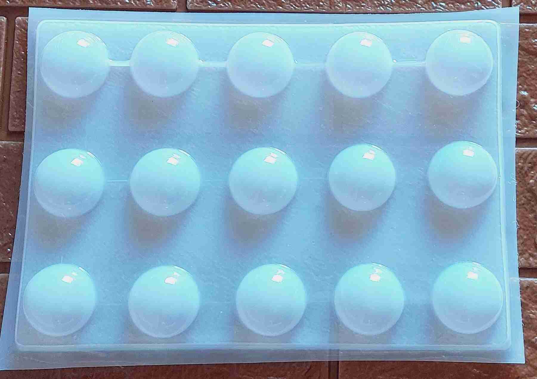 Molde medias esferas minis de 15