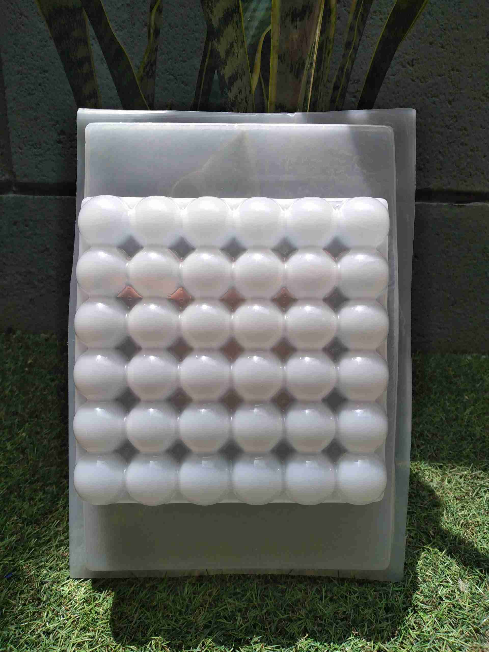 Molde cuadro con burbujas