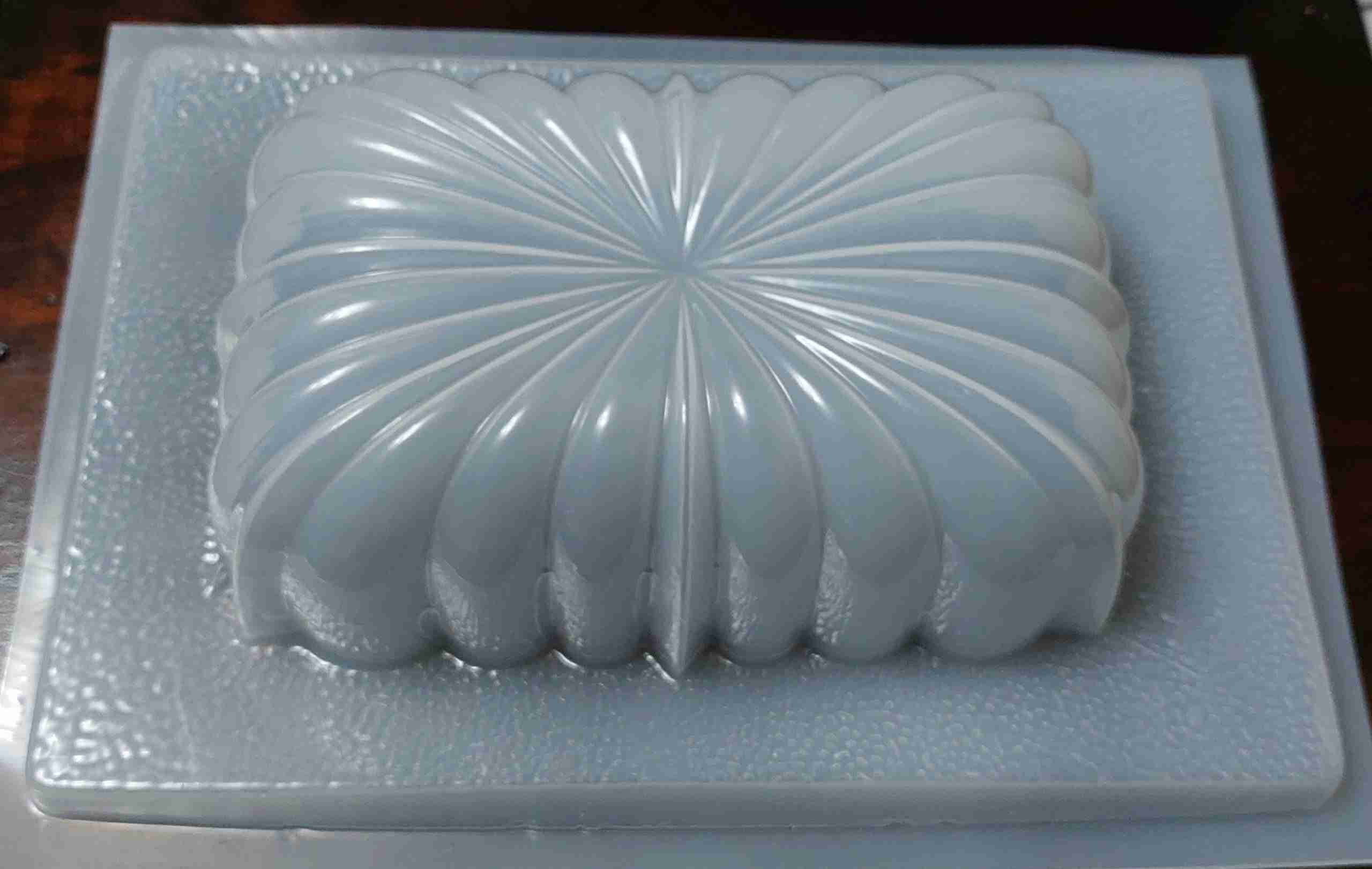 Molde rectangular con lineas 1 litro