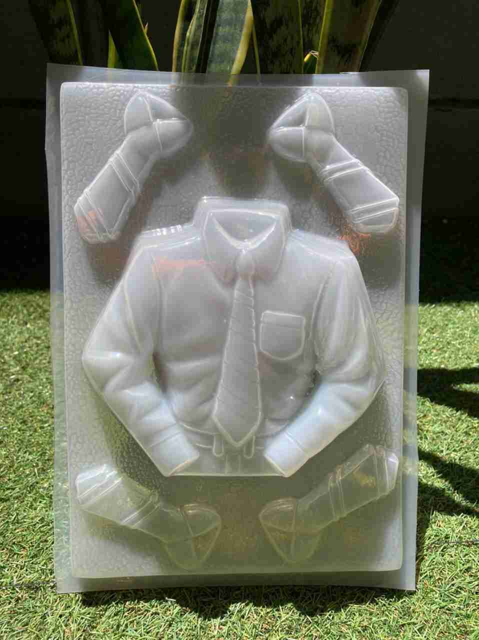 Molde camisa hombre y corbatas de 400ml