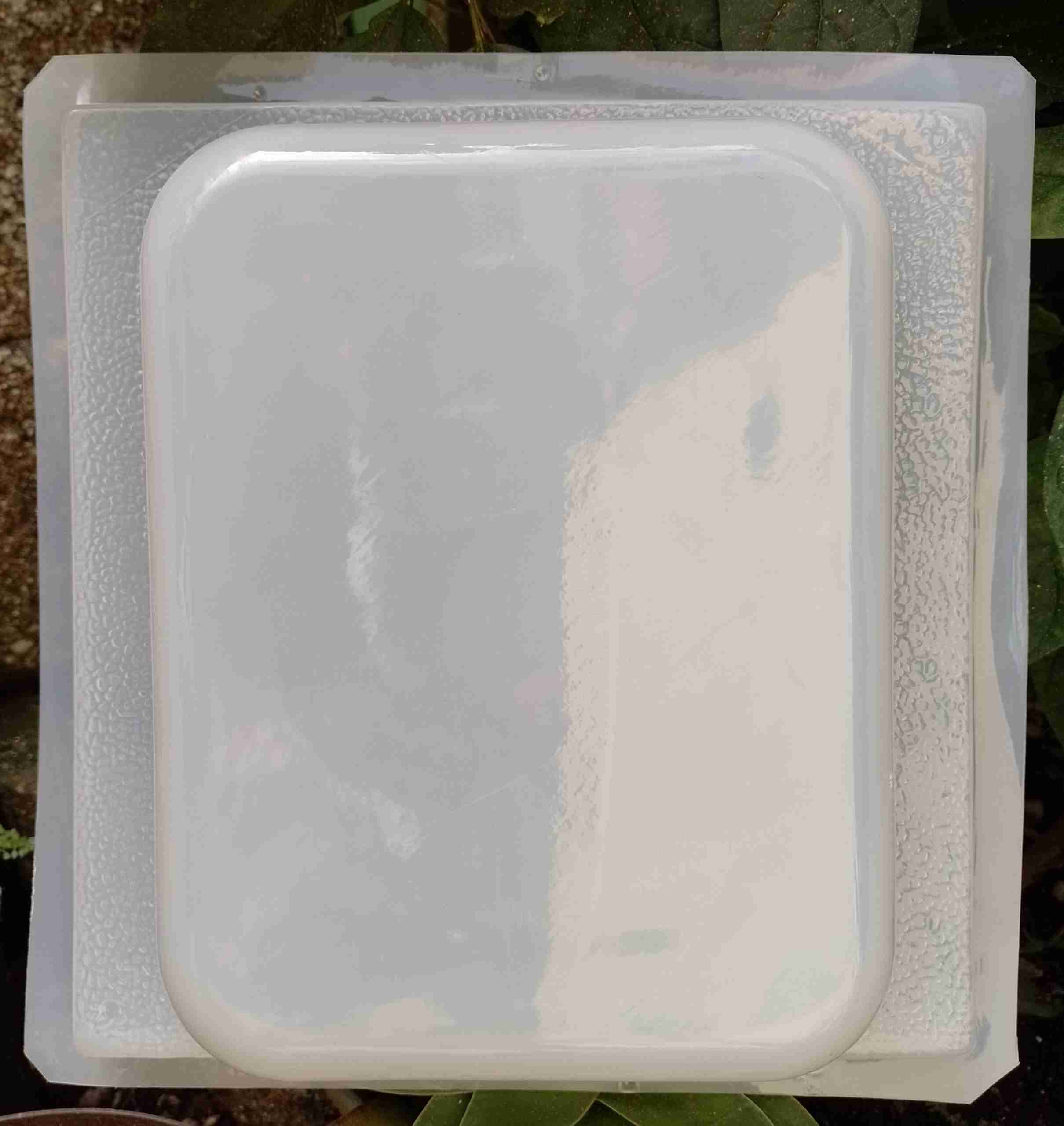 Molde rectangular liso de 2 litros